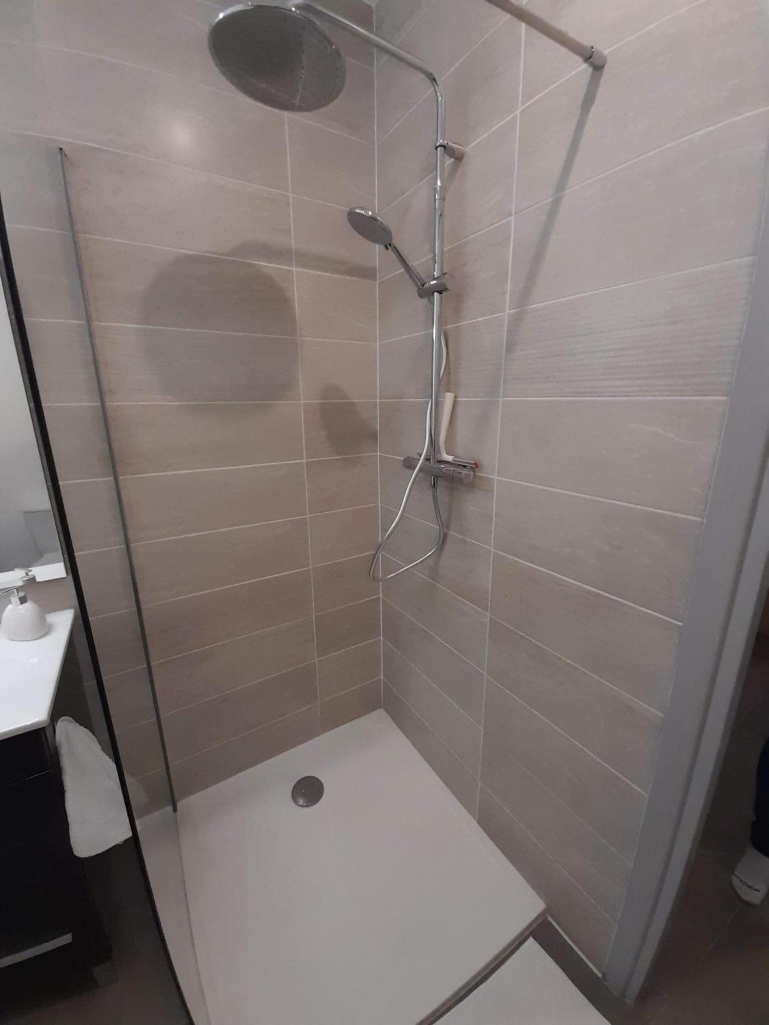 Apartment T2 Spacieux Et Confortable *